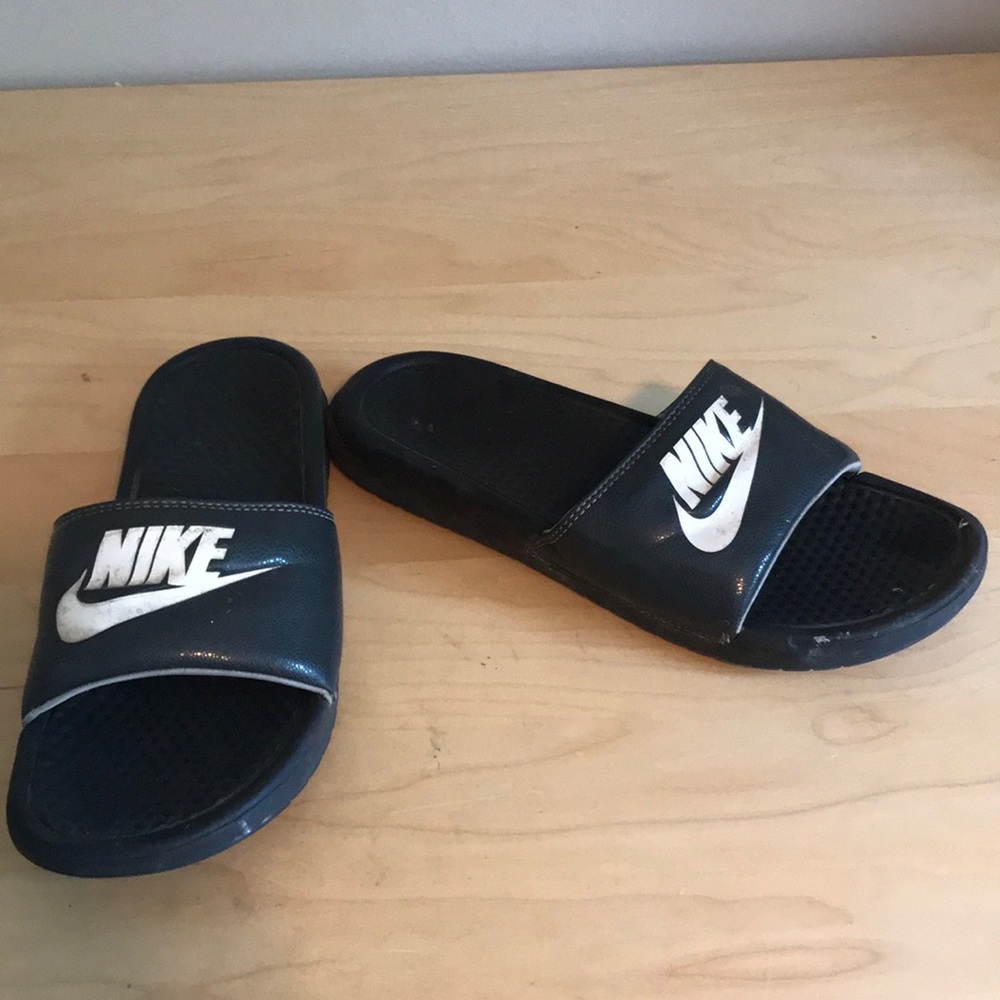 Nike slides